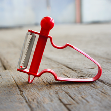 Laden Sie das Bild in den Galerie-Viewer, Julienne-Schäler